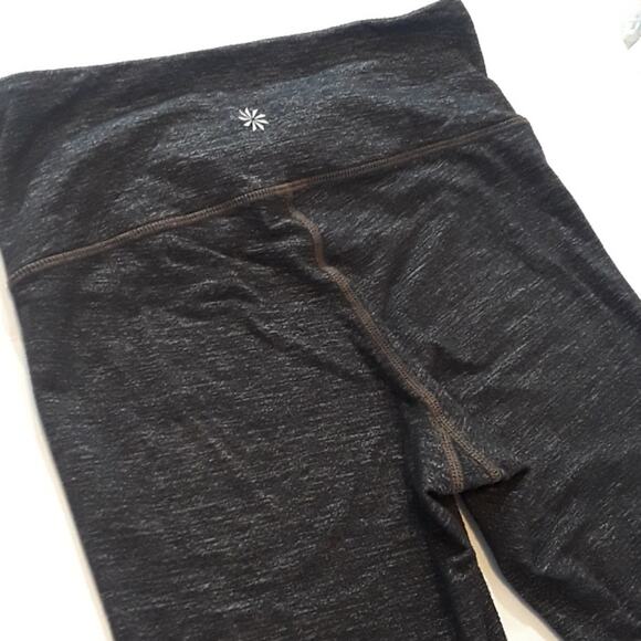 Athleta Sz XS Gray Chaturanga Capri leggings - Picture 7 of 12